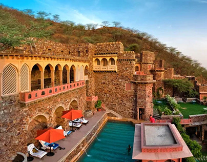 Book Heritage Hotels Near Delhi NCR with Red Coral