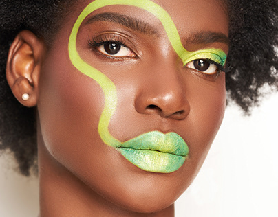 Makeup by Senya van Stratum - Green