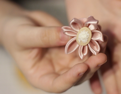 How to Make a Kanzashi Flower: How-To Video