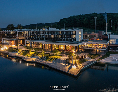 Emily Resort: Outdoor Lighting