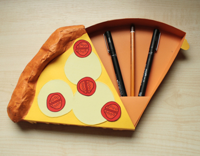 Pizza Box - Pen & Pencil holder for Yr1 Uni Students