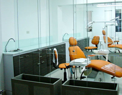 2011 – Consultorio Odontológico