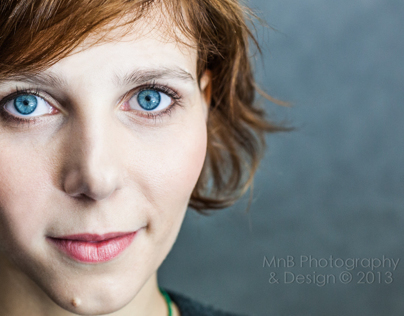 Paula Kiloczko - Studio Portrait