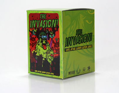 VINYL ATTACK - The Invasion - Dunny Custom Series