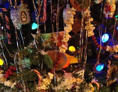 Utopian Images: Christmas Tree