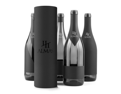 Cuatro Almas | Wine Packaging | Blackboard