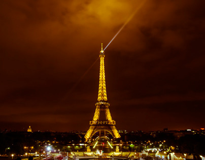 Red Eiffel