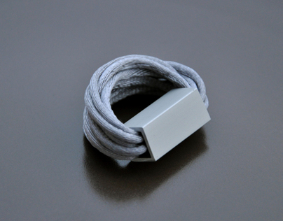 aluminium rings with strings