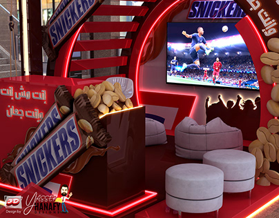 SNICKERS BOOTH
