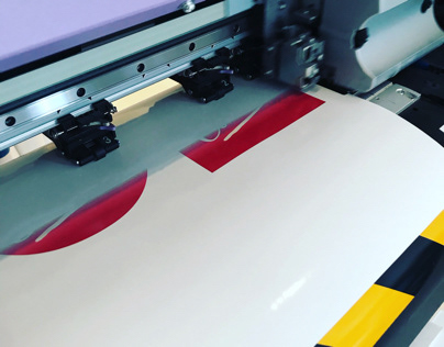 Sticker prints & contour cutting