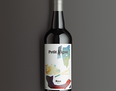 Wine label geometric abstract designs