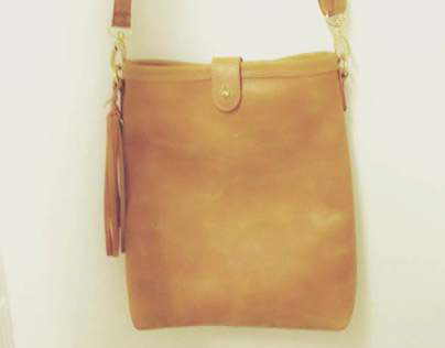 mini leather bag for lady :)