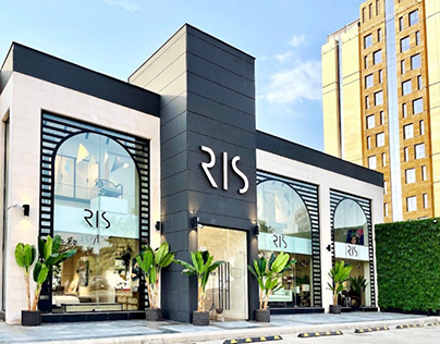 Project thumbnail - RIS showroom site supervision