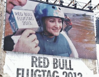 RED BULL FLUGTAG_Moscow_2013