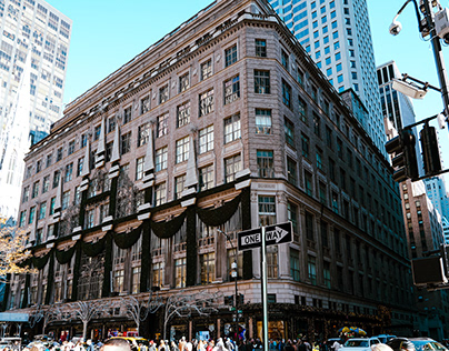 Saks 5th Ave. in NYC