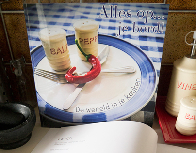 Multicultural Cookbook 'Alles op... je bord!'