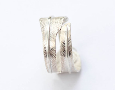 Double Handschwinge finger ring (Designer Gabrial)
