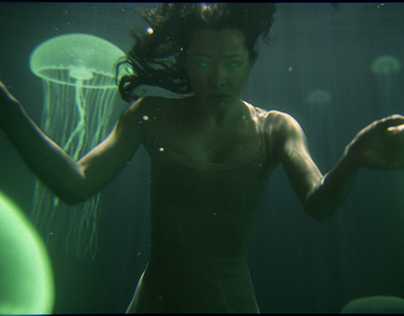 Stas Pieha music video "Omut zelenyh glaz" CG jellyfish