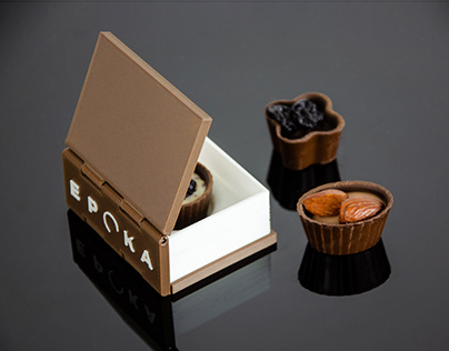 Book-shaped praline box /// EPOKA Restaurant