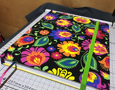 Cuaderno flores colores