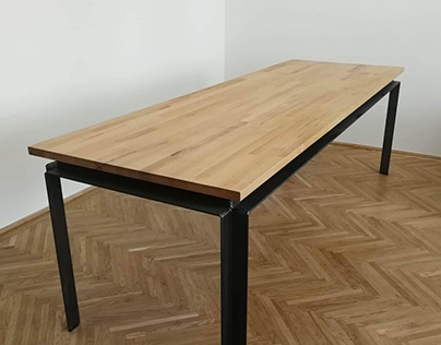 DINING TABLE // PRODUCT