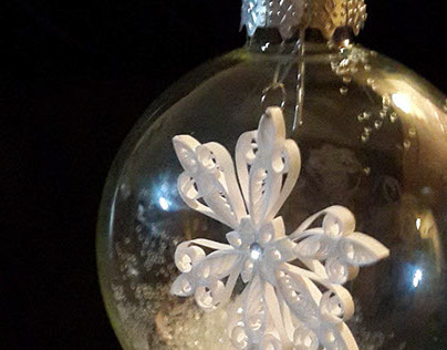 Captured Quilled Snowflake ornament