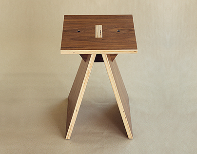 Tower II - collapsible stool