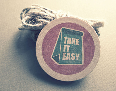 Take it Eays - Branding Institucional