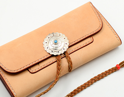 Italy vegetable tanned leather wallet