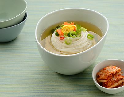 Plain noodles and kimchi.