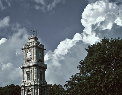 dolmabahçe clock tower/istanbul