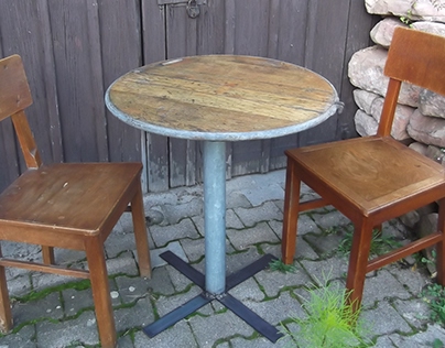 Table made of an old wooden cover