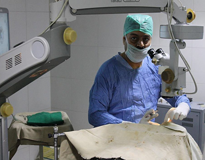 LASIK surgery Specialist in Delhi