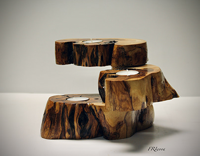 Wooden candleholder // Portacandele in legno