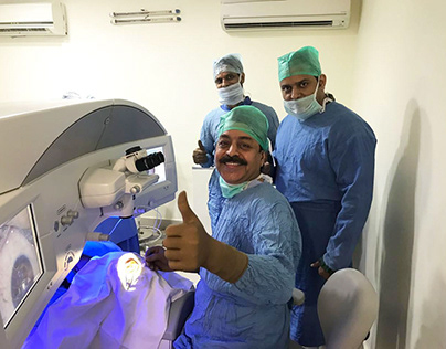 Best LASIK Eye Surgeon In Delhi