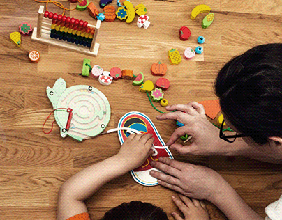 Montessori Toys from Infancy to Toddlerhood