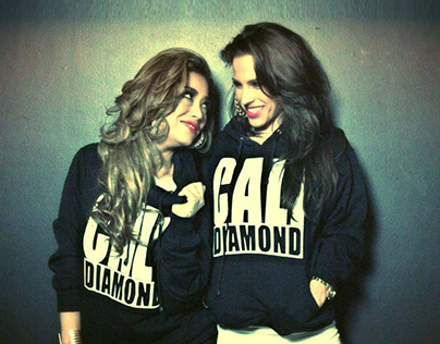 Cali Diamond Sweater. USA Brand