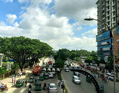Dhaka city's chaotic traffic.