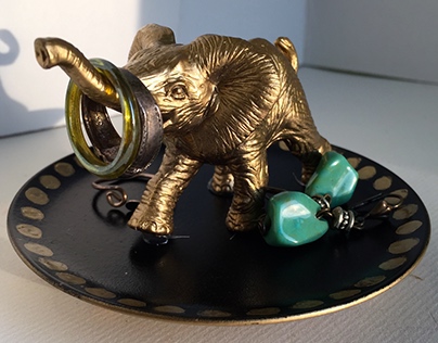 Handmade Small Golden Elephant Ring Dish 