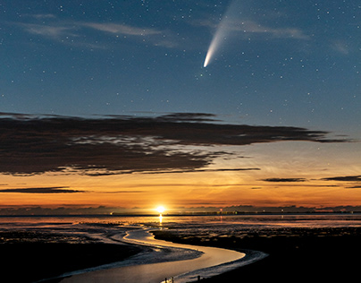 Neowise boven Ameland