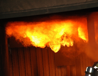 Training with real fire - Firedepartment Apeldoorn