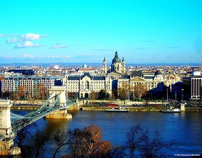 Budapest (budɒpɛʃt)