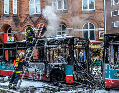 2014-08-13 Linienbus in St.Georg ausgebrannt