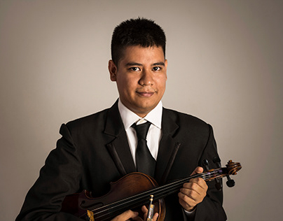 Professional violinist portraits