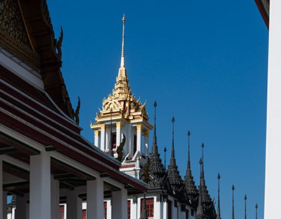 VERTICAL HORIZON (Old and Traditional Bangkok)