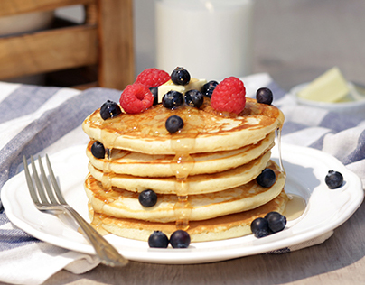 Pancakes with Berries - Food Styling