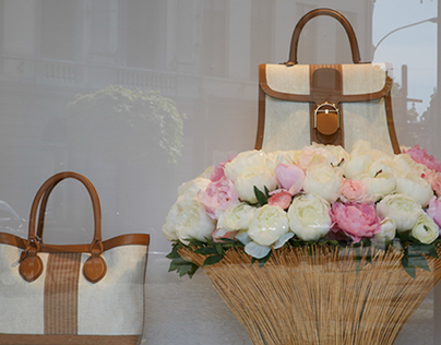 DELVAUX : A MOTHERS DAY BOUQUET