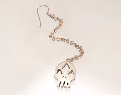 Diamond Skull Earring-Commission-2014