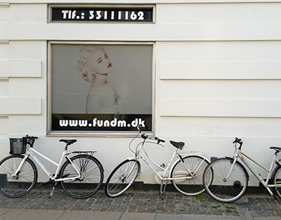 Copenhagen Streets - Bicycle group portraits