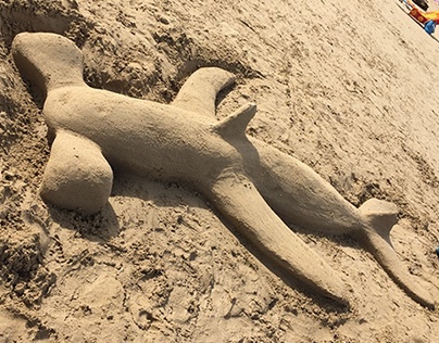 Hammer Head Sand Sculpture